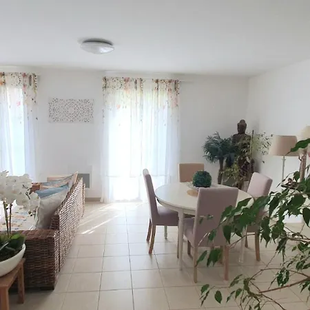 Cosy Near Disneyland Paris * Serris