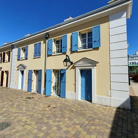 Cosy Near Disneyland Paris
